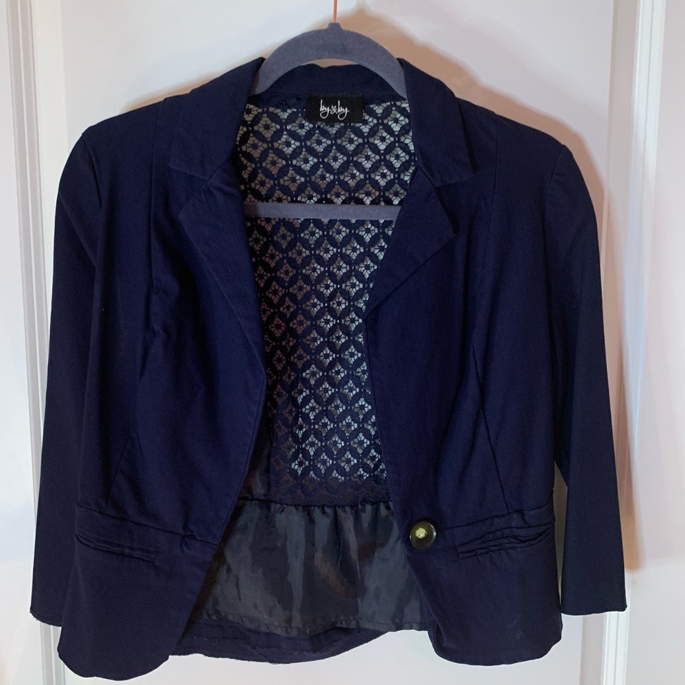Navy blue size S cropped fitted blazer w/ button